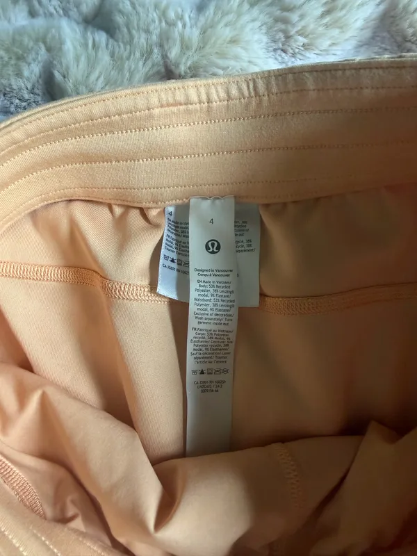 Lululemon scuba shorts - Image 3