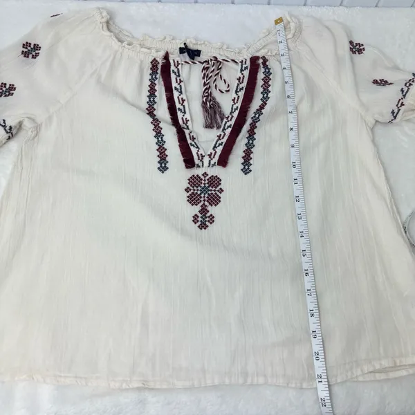 American‎ Eagle Outfitters Cream Embroidered Blouse Size S - Image 6