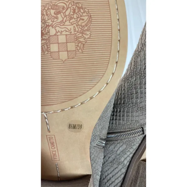Vince Camuto Taupe Snakeskin Embossed V-Cut Ankle Booties Grey Size 8.5 M 39 - Image 8