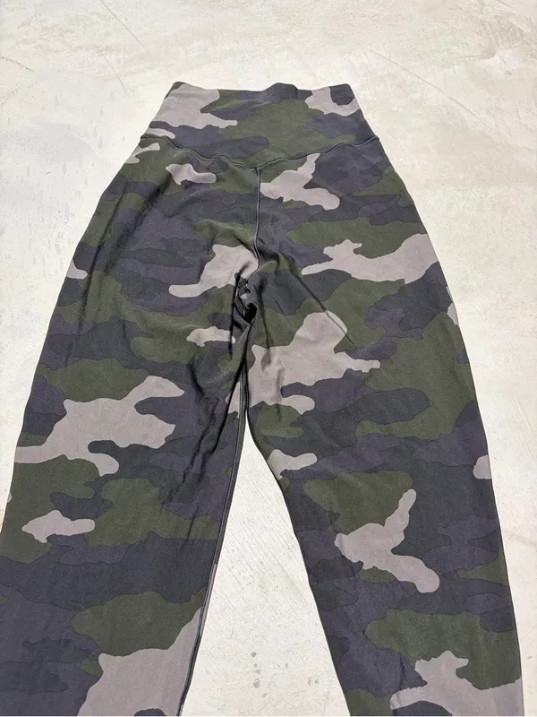 Aerie offline Camo Joggers medium green - Image 7