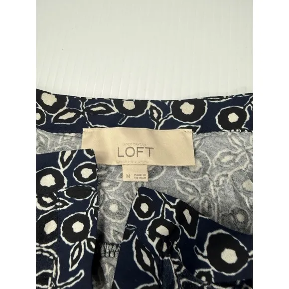 LOFT Floral Print Blouse Long Sleeve Button Down Career Top‎ Medium - Image 2