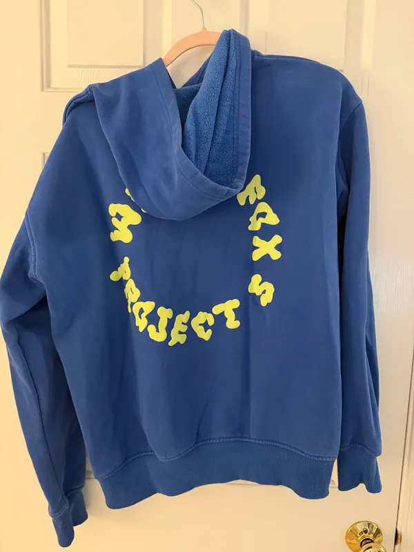 White Fox Sweatshirt - Image 2