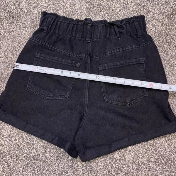 Love Tree Black denim shorts with distressed details, size S - Image 3