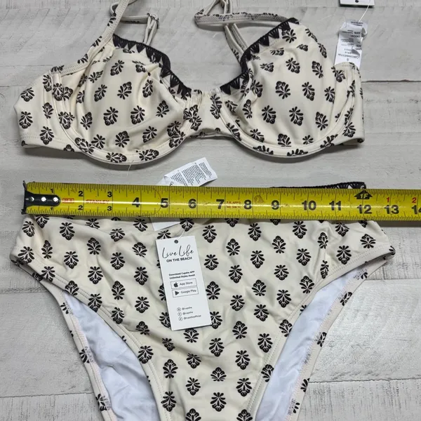 BOGO Cupshe GEO Shell Stitch Bikini Top & High-Waisted Bottoms Set - Image 3