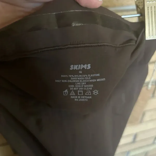 NWT SKIMS Everyday Sculpt Above the Knee Seamless Sculpt Espresso Brown Size 4X - Image 2