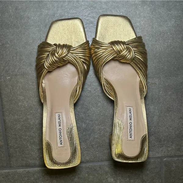 Antonio Melani Gold Knotted Leather Square Toe Sandal Heels Women’s Shoe Size 7 - Image 3