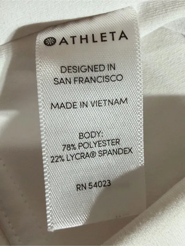 Athleta bike shorts size Small white - Image 10