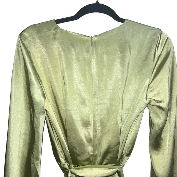 NEW NWT Elliatt Kai Maxi Dress Avocado Green - Image 9