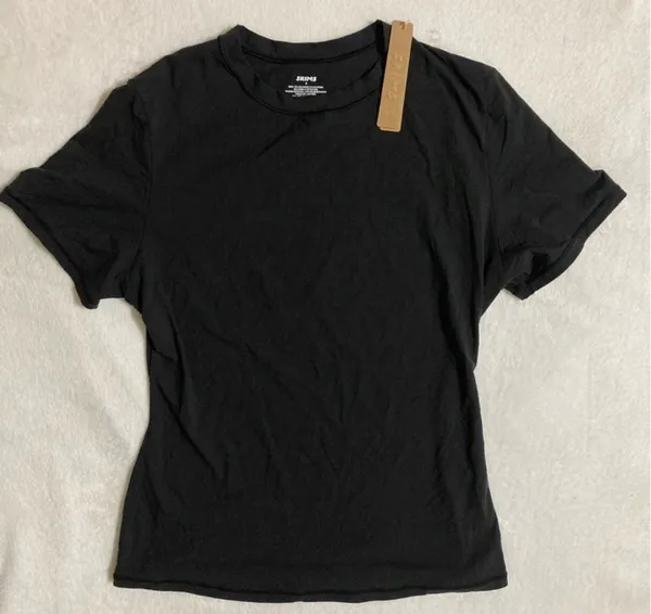 SKIMS Fits Everybody T-Shirt M - Image 2