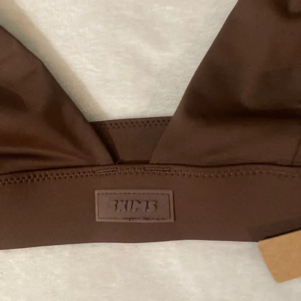 SKIMS Plunge Bikini Top S NWT - Image 3