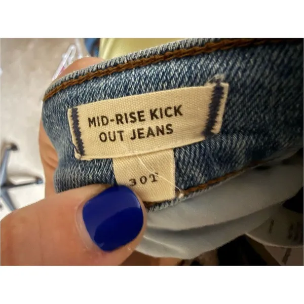 Madewell Tall Kick Out Crop Jeans in Mather Wash Size 30T - Image 4