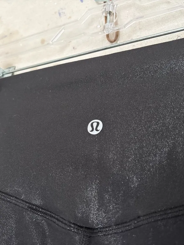 Lululemon Align High-Rise Pant 25" Shine, Radiate Foil Print Black - Image 5