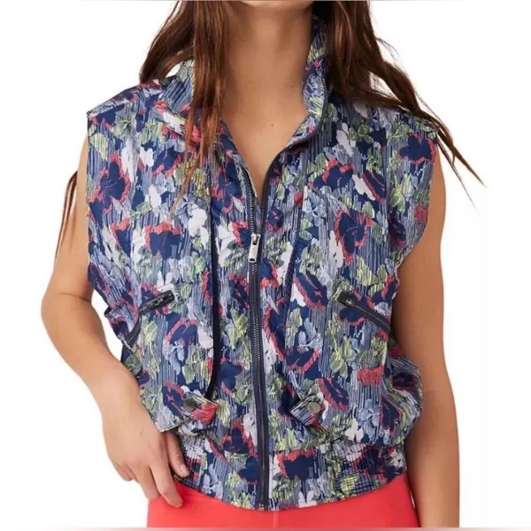 NWT Free People Movement Off The Grid Zipper Vest - Image 9