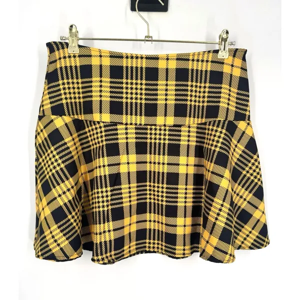 Plaid Yellow and Black Mini Skirt Sz M Satin A-Line High Waisted Preppy Clueless - Image 2