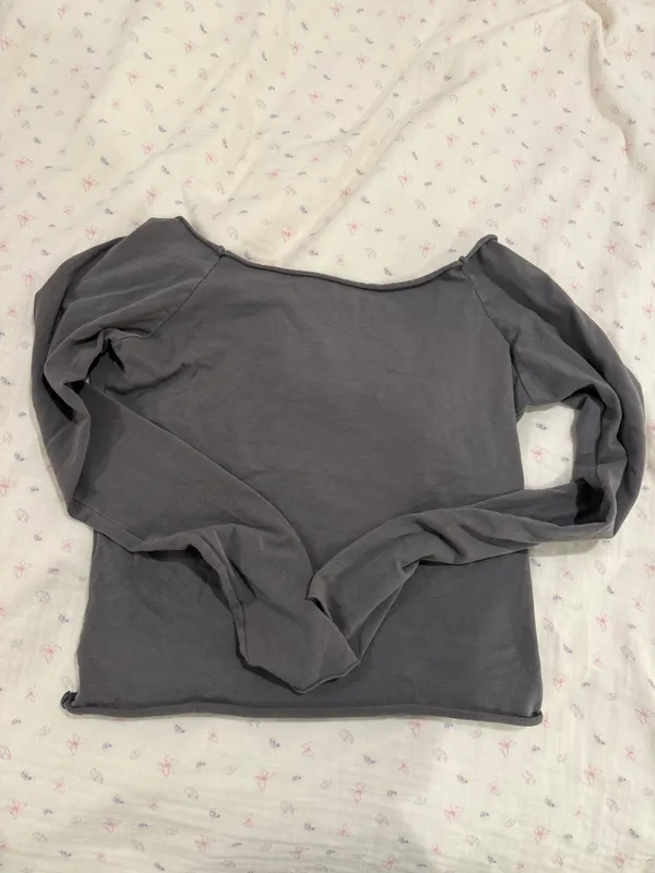 Grey Brandy Melville Top - Image 3