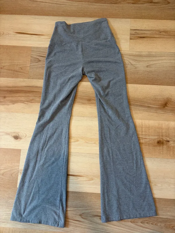 Wild Fable Gray Flared Leggings - Image 3