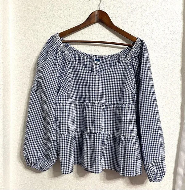 Old Navy Womens Shirt Blouse Blue White Gingham Plaid Seersucker Size Medium - Image 2
