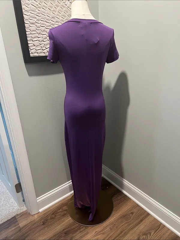 Purple Short-Sleeve Maxi Dress with Scoop Neck - Image 3
