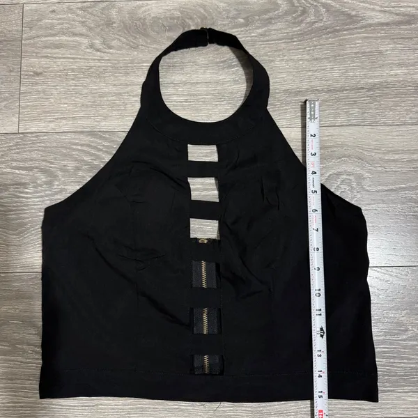 TOP CHIC Y2K Black‎ Cutout Halter Crop Top Zipper Back Gothic Punk Women L Rock - Image 9
