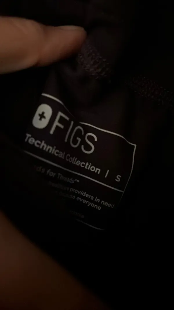 FIGS Scrubs - Image 3