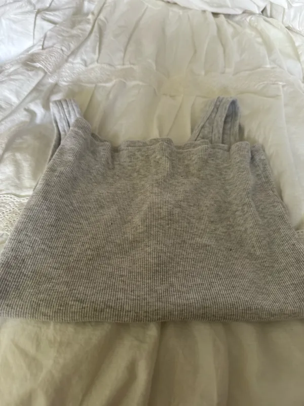 Brandy Melville Tank grey - Image 2