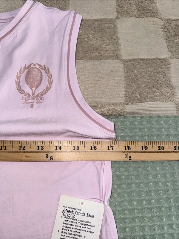 NWT‎ Lululemon V- Neck Tennis Tank *Graphic size Small - Image 5