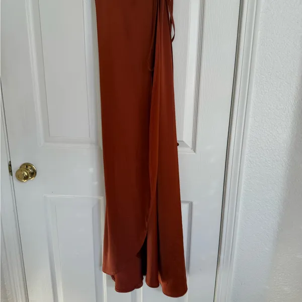 ShowPo. Terra Cotta Elegant Rust Satin Maxi Dress Size 6 Made in Australia‎ - Image 4