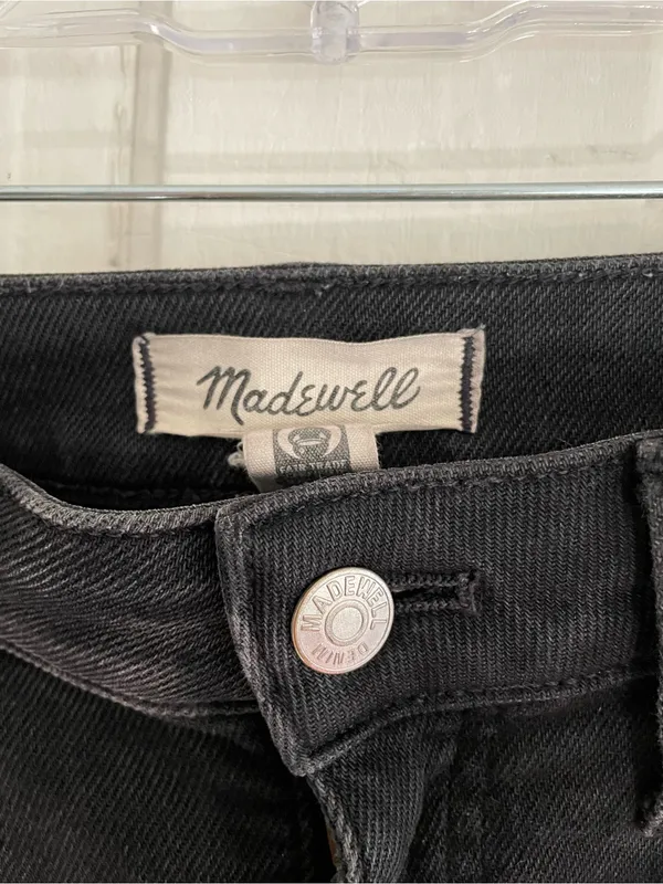 Madewell Black Curvy Kick Out Crop Jean Size 27 - Image 7