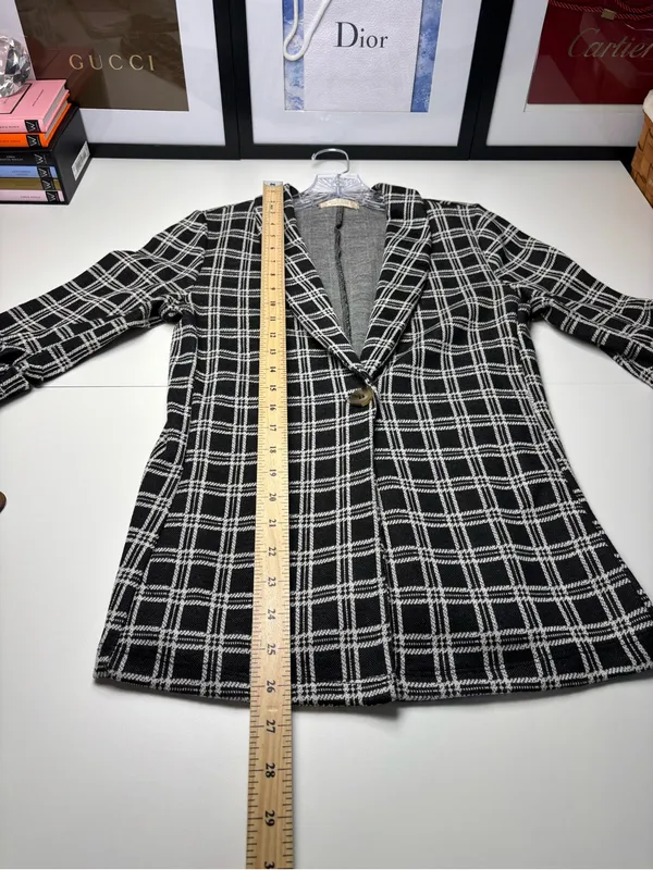 Altar'd State Black & White Plaid Blazer Single Button Ruched Sleeves XS USA EUC - Image 4