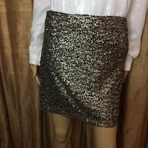 Native Rose Women's Festive Festival Bronze Sequin Mini Skirt-Sheer @Hem-Size 10 - Image 3