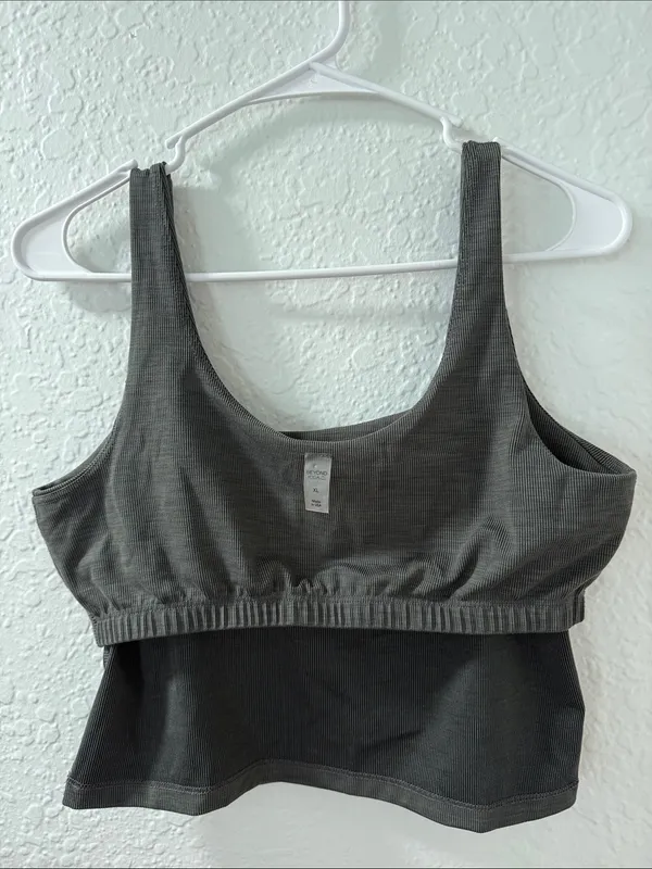BEYOND YOGA Ribbed Tank Top in Charcoal Size XL - Image 7