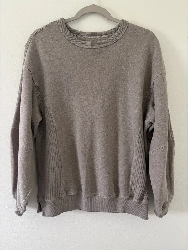 Aerie Tres Chic Oversized Minimalistic Neutral Streetwear Crewneck size xxs - Image 4