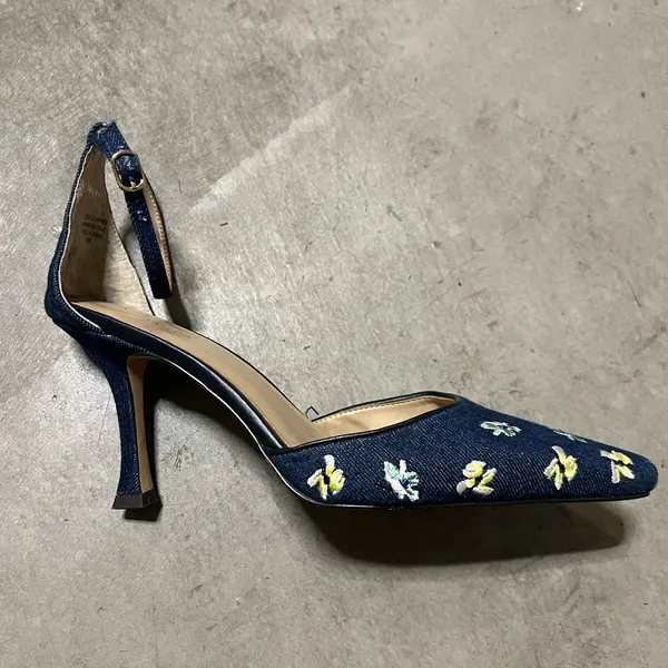 Ann Taylor Navy Blue Floral Embroidered Design Flowers Pointed Kitten Heels Sandals - Image 3