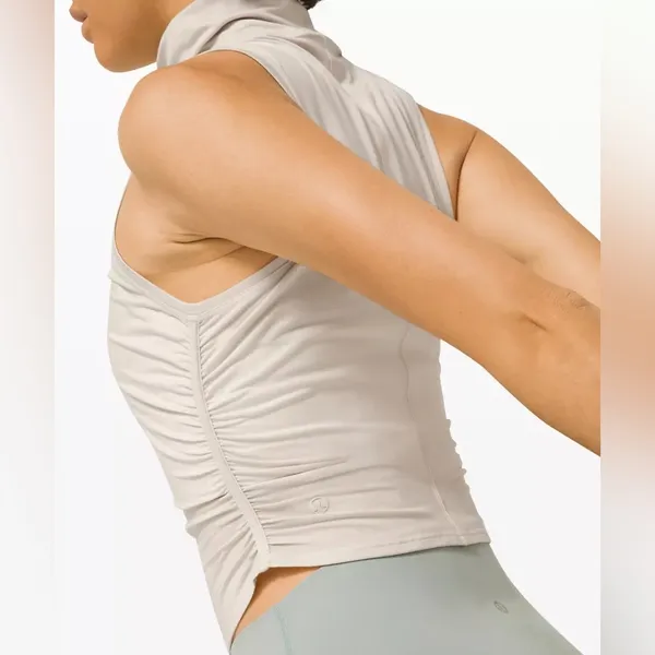 LULULEMON See The Horizon Tank in Dune Sz. XS - Image 7
