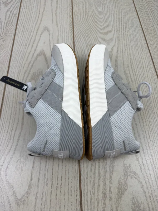 Sorel Women's Out N About III Waterproof Low-Top Sneaker US8 Moonstone Dove $110 - Image 4