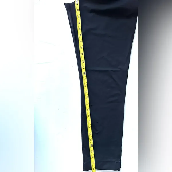 Lululemon‎ On the Fly Pant Women’s Sz 8 Black Casual Pants - Image 10