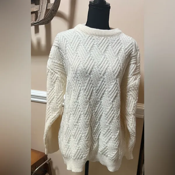 Aelfric Eden Vintage Oversized Cable Knit Sweater - Image 3