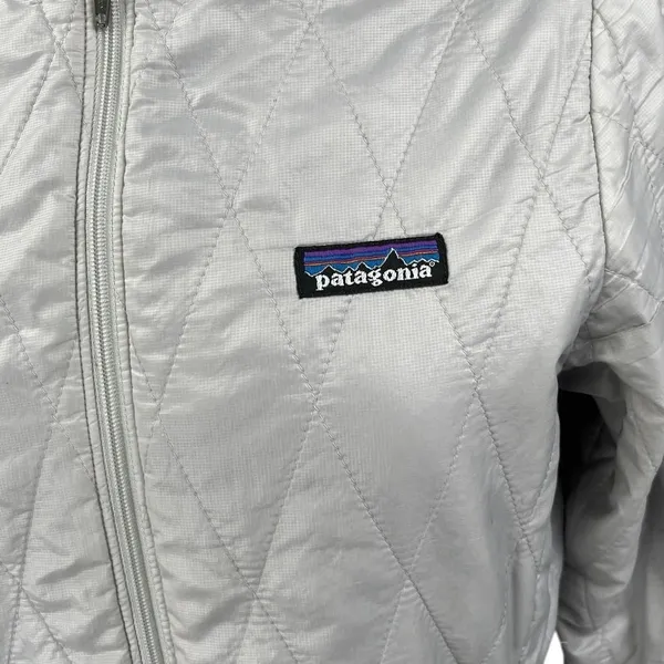 Patagonia Nano Puff Silver Gray Zip Up Quilted High Neck Puffer Coat Jacket XS - Image 3