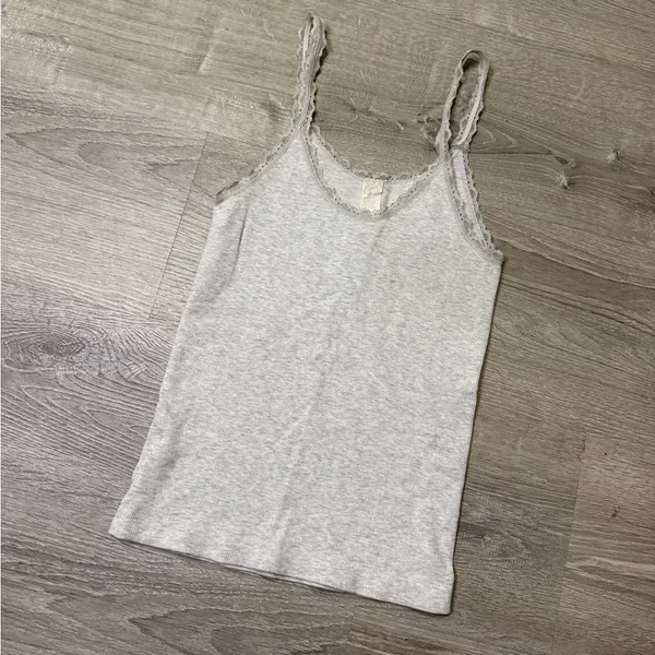 •FABLETICS• GREY LACE TANK - Image 3
