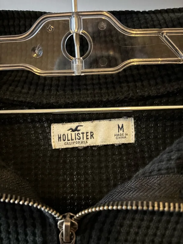 Hollister Quarter-Zip Cropped Sweater Waffle Knit - Image 3