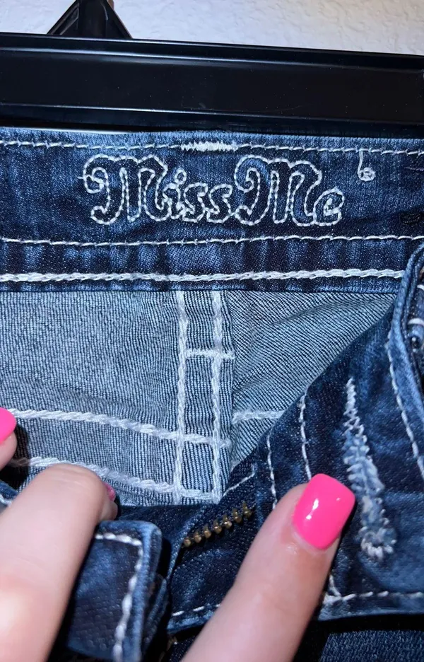 Miss Me Skinny Jeans - Image 3