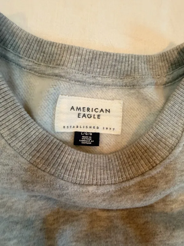 American Eagle Après Ski Graphic Crewneck Sweatshirt Gray Large Cozy Fleece - Image 2