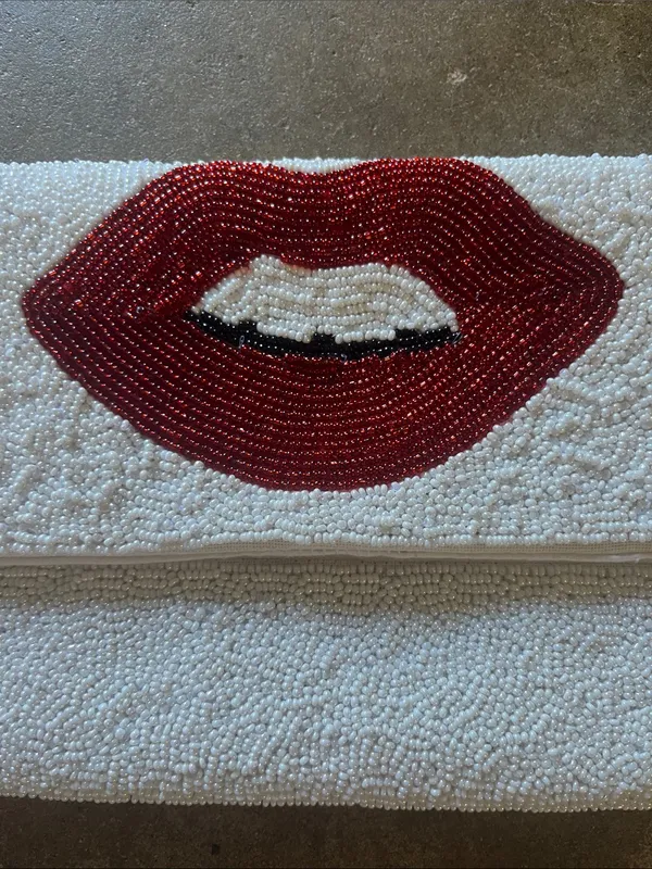 Beaded White Clutch with Red Lip Motif - Image 2