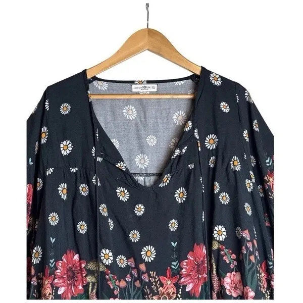 Natural Life Top Womens XL Maribel Mushroom Print Hippie Boho Black Floral Tunic - Image 3