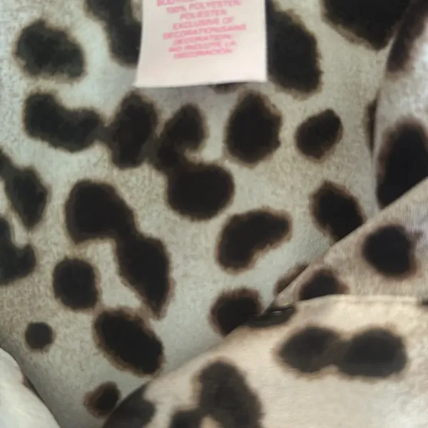 Victoria's Secret LS Cheetah Printed Pajama Button Down - Image 4