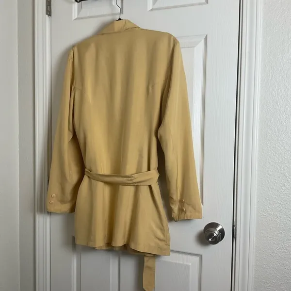 L’Zinger for Nordstrom 100% Silk Belted Utility Blazer Jacket Size Medium - Image 9