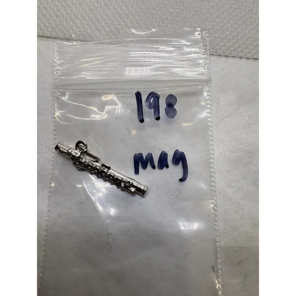 Vintage Silver Tone Flute Musical Instrument Charm‎ Magnetic Pendant 1 Inch - Image 5
