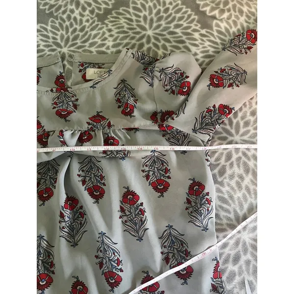 Loft Grey Floral Blouse XSP Long Sleeve Red Boho Chic Cottagecore Office Airy Flowy - Image 5