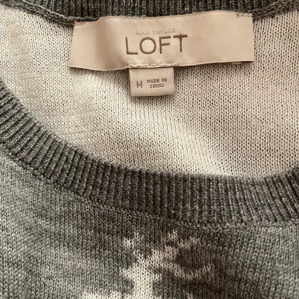 LOFT Charcoal Grey Women’s Knit with Deer Pattern Sz M - Image 2