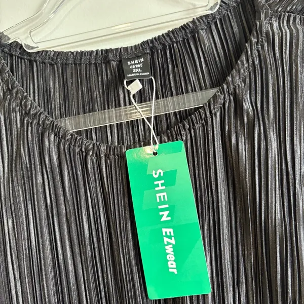 SHEIN pleated Crinkle short sleeve Slit maxi dress‎ black size 3XL - Image 4